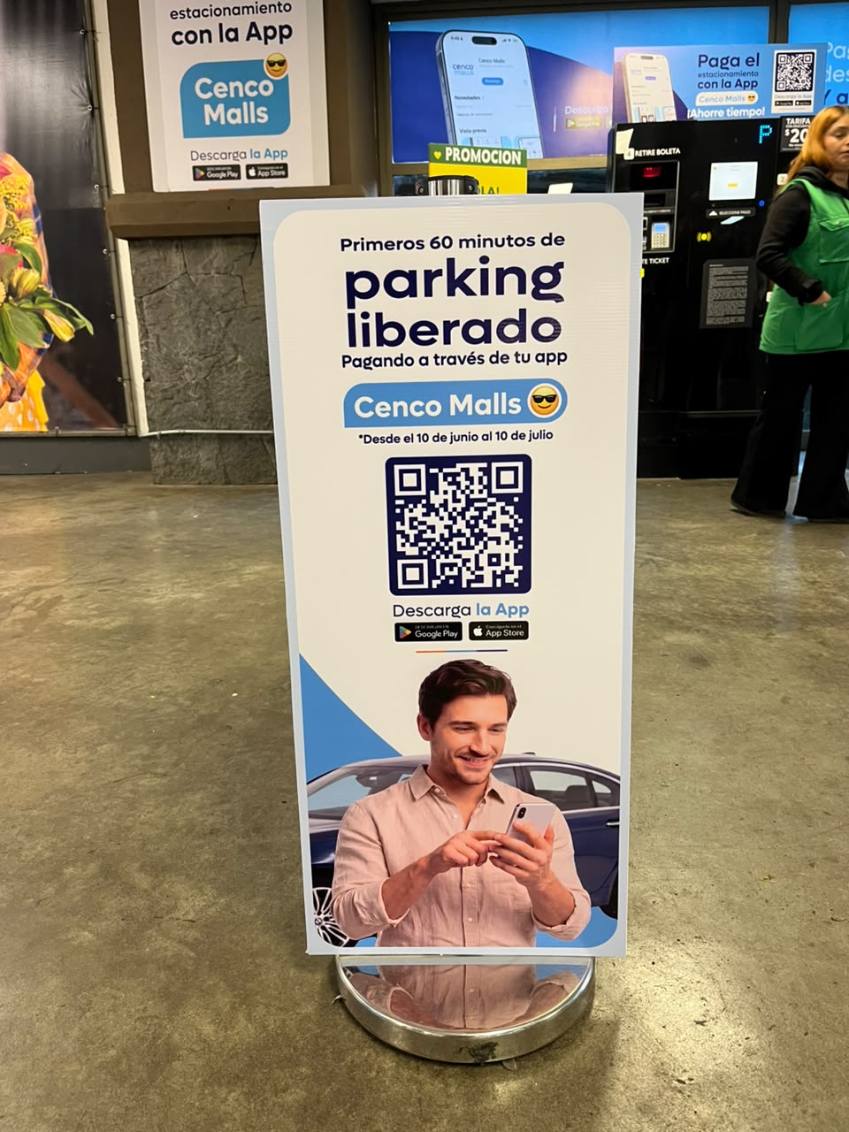 Pendón informativo de estacionamiento para Cenco Malls